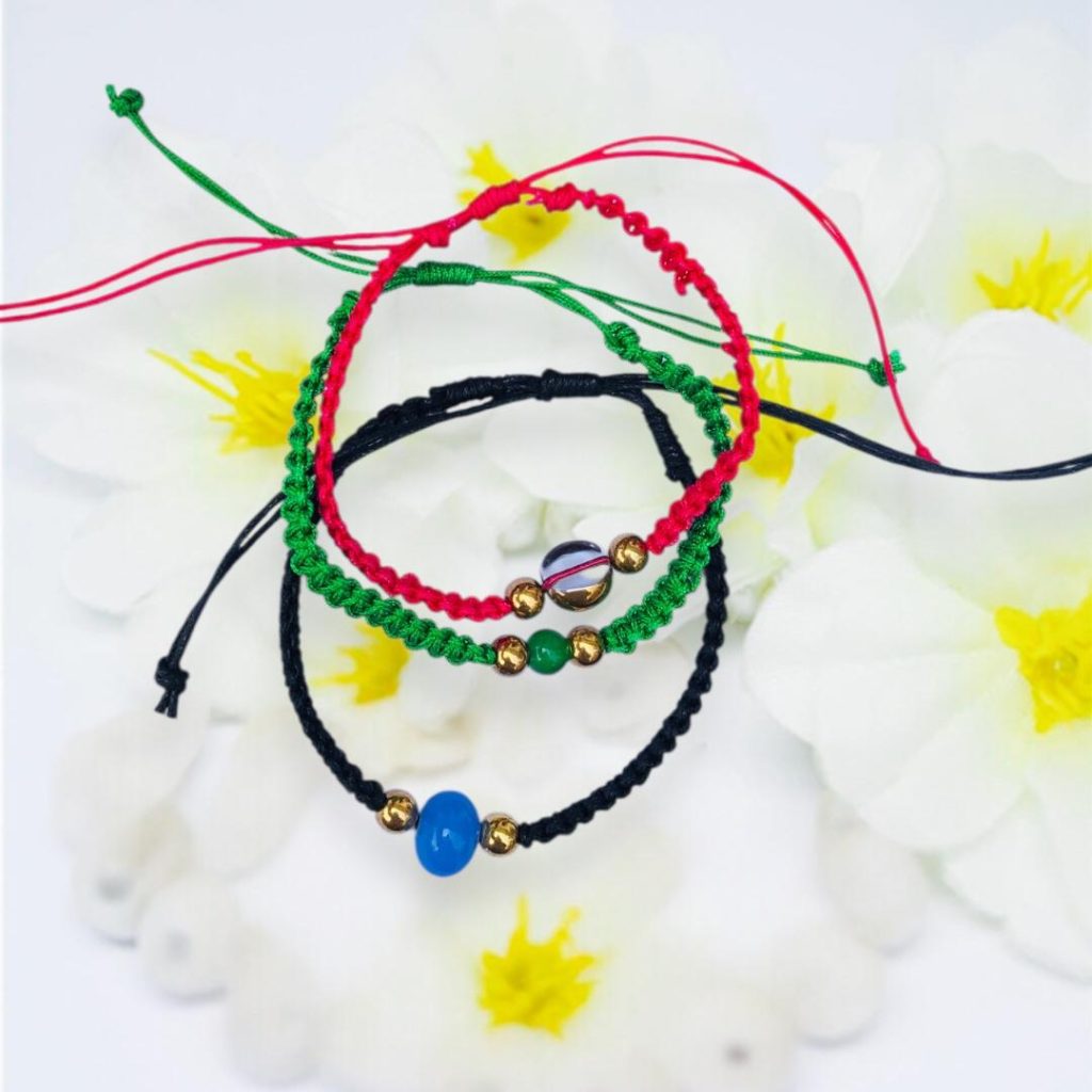 Adjustable Gold Circle Charm Friendship Bracelets 3pcs, Multi-Colour String, Are you looking for bracelet ideas