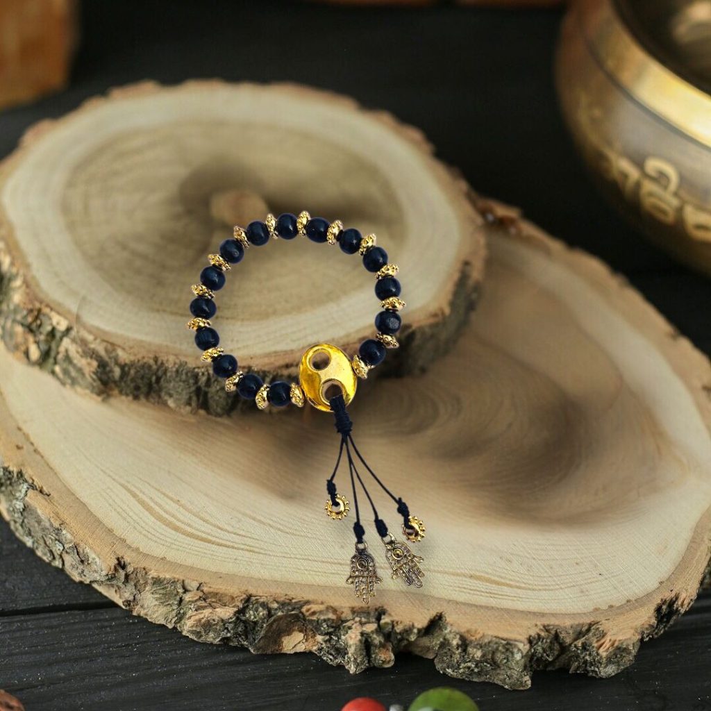 Handmade Black Onyx Beaded Bracelet 1pcs with Gold Hamsa Charms, Traditional Evil Protection Design, Decorative Tassels