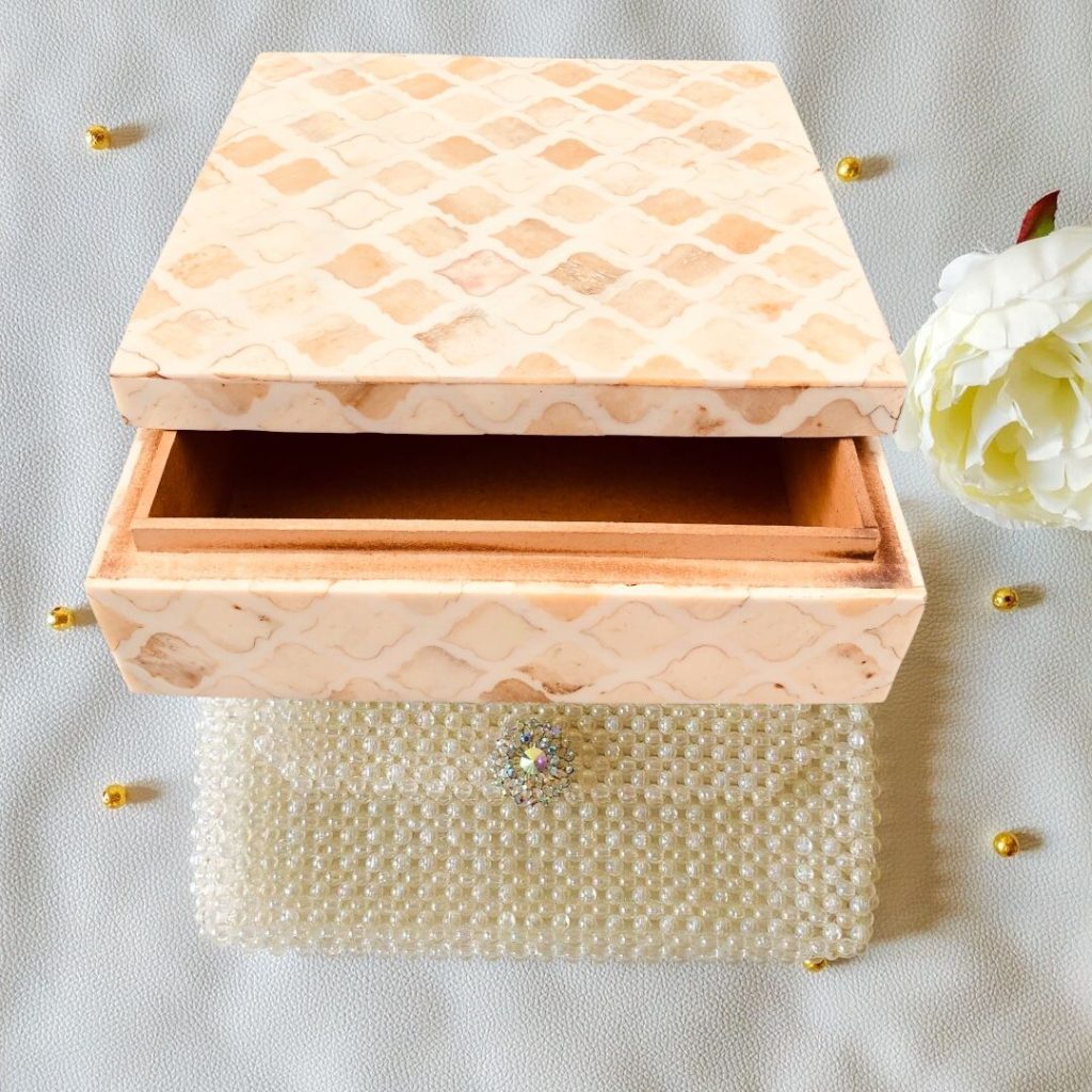 Decorative Storage Jewelry Box with Lid, Bone & Resin Inlay, Cream and Beige, Geometric Pattern, Handcrafted Jewelry Organizer
