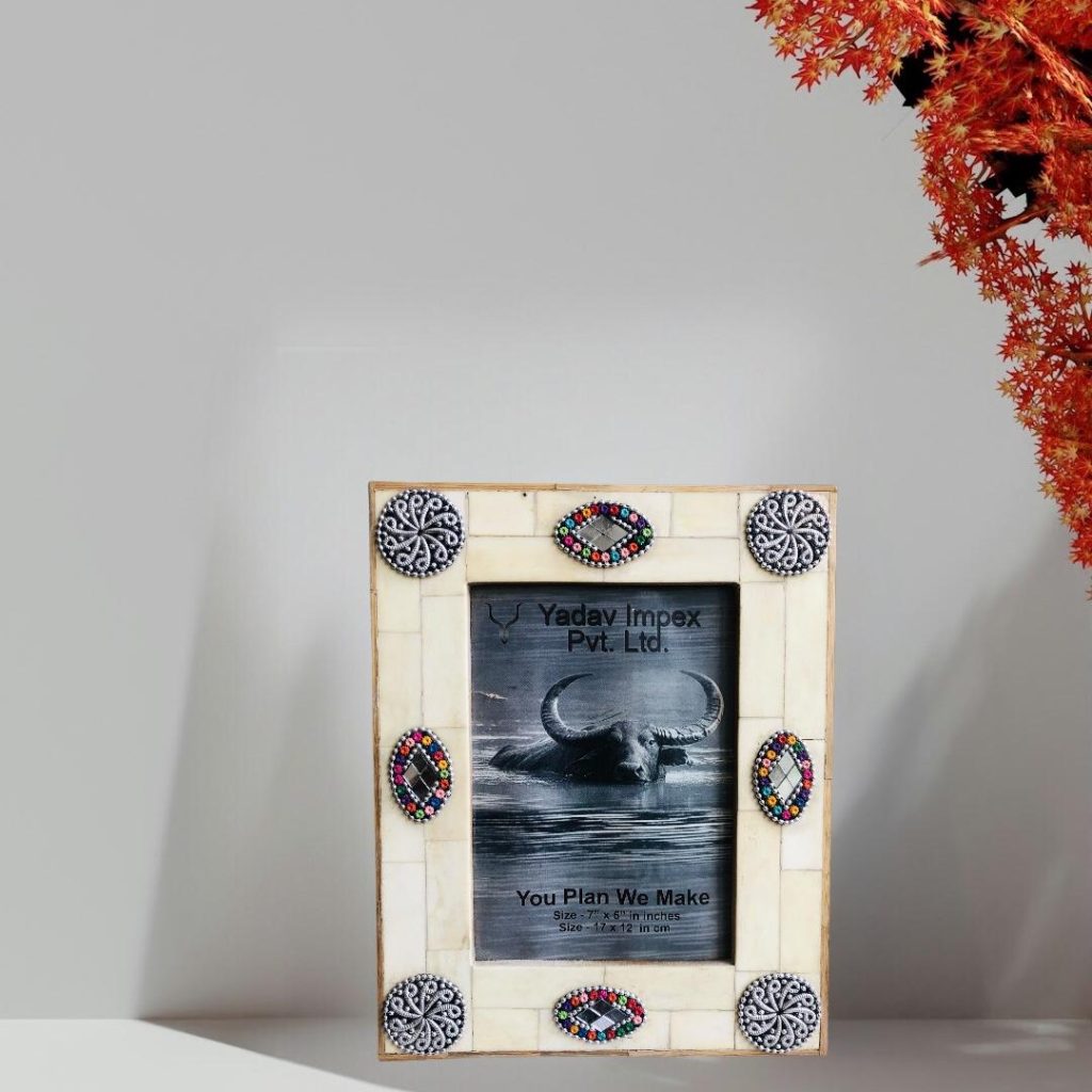 resin photo frame features a smooth, glossy finish with rich color depth and artistic detail. Designed to beautifully highlight your favorite memories, the frame combines durability with modern style.